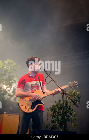 British Sea Power eseguendo in Greenman festival 2009, Glanusk Park, Brecon Galles Foto Stock