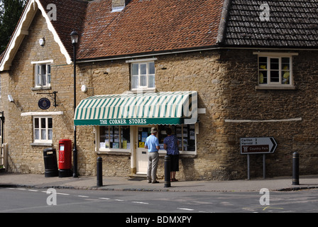 Negozio di paese, Turvey, Bedfordshire, England, Regno Unito Foto Stock