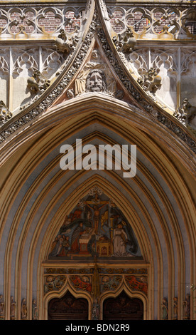 Landshut, Stifts- und Pfarrkirche San Martin, West-Portal Foto Stock