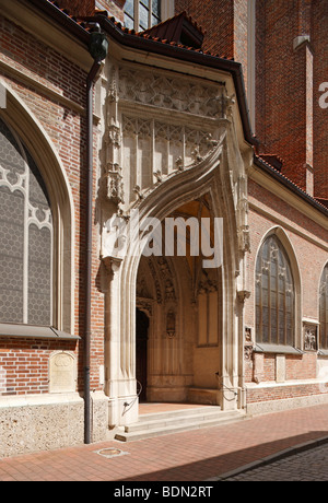 Landshut, Stifts- und Pfarrkirche San Martin, Südwest-Portal Foto Stock