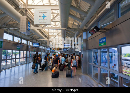 Airtrain per l'aeroporto JFK di New York Foto Stock