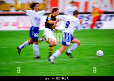 Professional soccer league squadre di gioco in gioco Rosunda Stadium di Stoccolma, Svezia Foto Stock