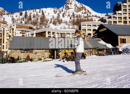 La stazione di sci di Isola 2000 nel sud delle Alpi francesi Foto Stock