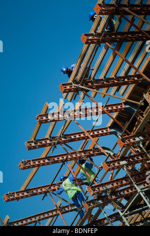 Autostrada strada sito in costruzione rebar della struttura a reticolo Foto Stock