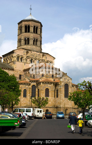 Abbazia di Saint-Austremoine Foto Stock