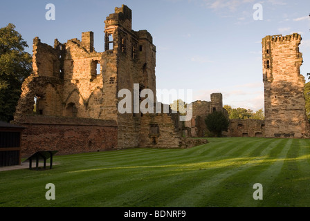 Ashby de la Zouch Leicestershire castello immerso nella luce della sera. Foto Stock