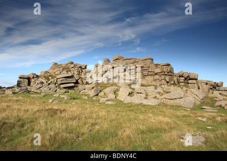 Rock pile sulla sommità del West Mill Tor (500 metri) , Dartmoor Devon, Inghilterra, Regno Unito Foto Stock