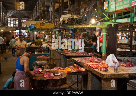 Mercato di carne all'interno mercato Hogg in Calcutta India Foto Stock