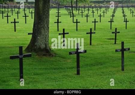 Il tedesco War Graves al Fricourt sulle somme Foto Stock