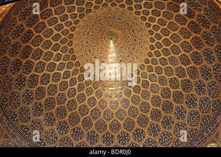 Mosaico nella cupola Masjed-e lo Sceicco Lotfollah moschea, Elazig, Turchia Foto Stock