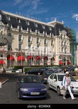 Il Grand Hotel alloggi di lusso a Cabourg, Normandia, Francia Foto Stock