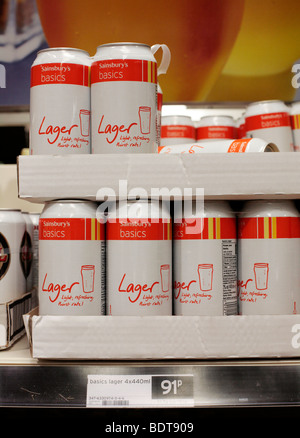 Sainsburys gamma Basics Lager. Foto Stock