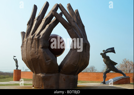 Statua in ricordo di scultura - Parco di sculture comunista museum - Budapest - Ungheria Foto Stock