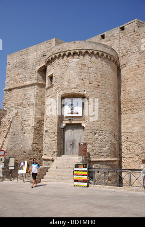 Castello Carlo V, Città Vecchia, Monopoli, Bari Provincia, Regione Puglia, Italia Foto Stock