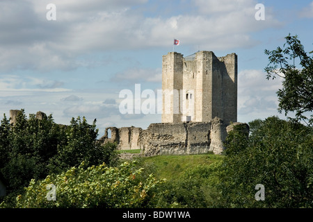 I resti di Conisbrough Castle, uno di Inghilterra del migliori castelli normanni e l ispirazione per Sir Walter Scott Ivanhoe. Foto Stock