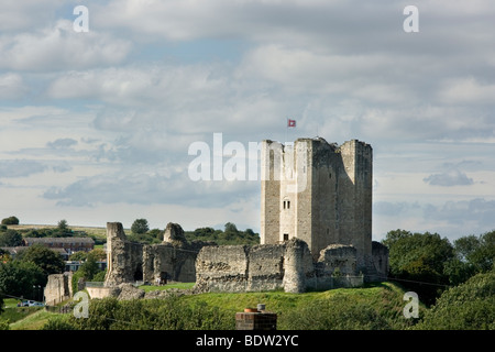 I resti di Conisbrough Castle, uno di Inghilterra del migliori castelli normanni e l ispirazione per Sir Walter Scott Ivanhoe. Foto Stock