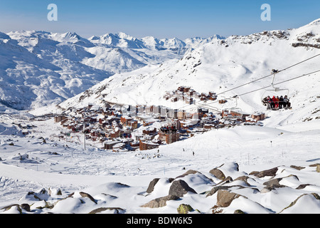 Val Thorens ski resort (2300m) nelle tre valli, Les Trois Vallees, Savoie, sulle Alpi francesi, Francia Foto Stock