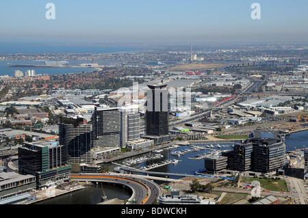Centro citta' d'uccello vista aerea dal ponte di osservazione sulla Torre di Rialto Melbourne Australia Foto Stock