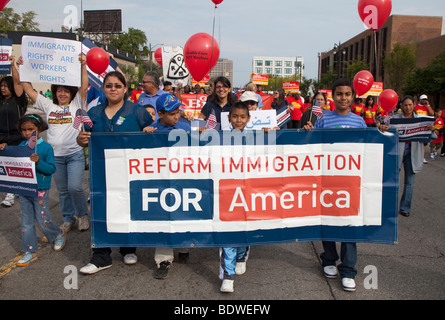 Detroit, Michigan - Riforma dell immigrazione degli avvocati presso la parata del giorno del lavoro. Foto Stock