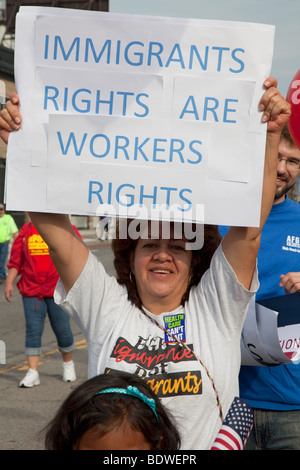 Detroit, Michigan - sostenitori della riforma dell immigrazione a marzo per la parata del giorno del lavoro. Foto Stock