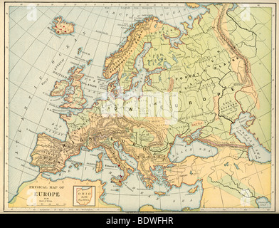 Originale vecchia Mappa di Europa da 1875 geografia di un libro di testo Foto Stock