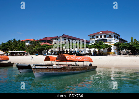 Tembo Hotel sul porto di Stonetown, Zanzibar, Tanzania Africa Foto Stock