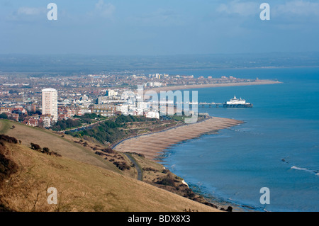 Vista di Eastbourne da Beachy Head, East Sussex Foto Stock