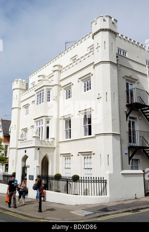 La vecchia canonica edificio scolastico su Richmond Hill, Richmond-upon-Thames, London, Regno Unito Foto Stock