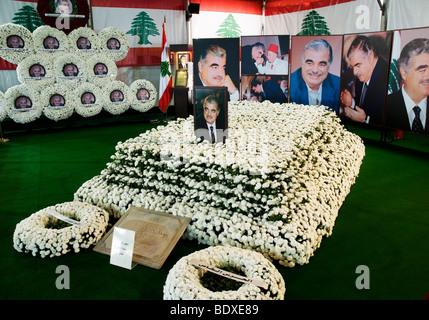 La tomba dell'ex primo ministro libanese Rafik Hariri in al-Shuhadaa (martire Square) nel centro di Beirut, Libano Foto Stock