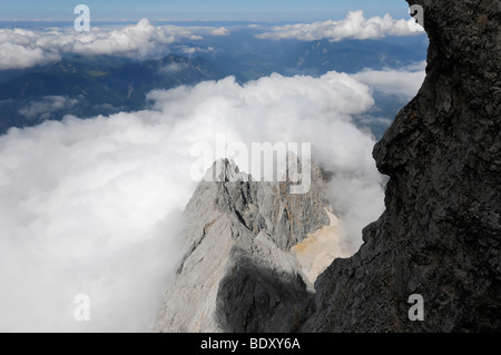 Vista da Mt. Zugspitze, 2962 m, la montagna più alta in Germania, Bavaria-Tyrol, Germania, Europa Foto Stock