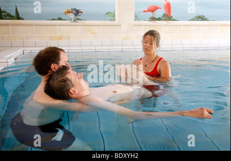 Riabilitazione neurologica facility, fisioterapia, ginnastica in acqua, Bonn, Germania Foto Stock