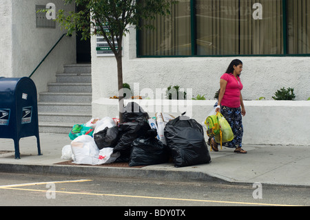Ferry Street nel quartiere Ironbound di Newark NJ Foto Stock