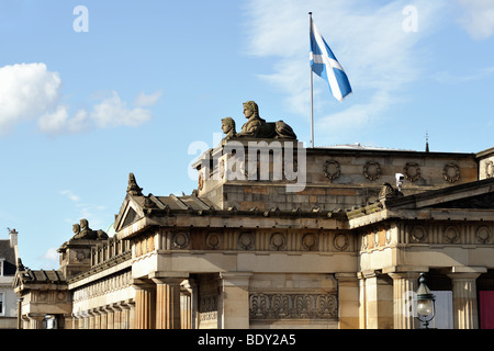 Tetto della Royal Scottish Academy Building, il tumulo, Edimburgo, Scozia, Regno Unito, Europa Foto Stock