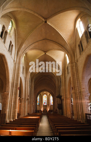 Interno di Saint Pierre de la Chiesa di Montmartre a Parigi, Francia Foto Stock