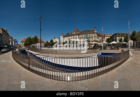 Lindworm sulla piazza principale di Klagenfurt, Carinzia, Austria, Europa Foto Stock