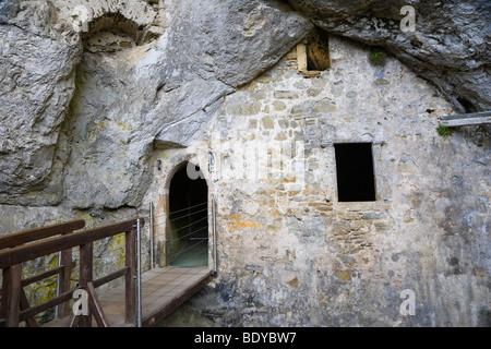 Interno del castello Predjama, Predjamski grad, vicino a Postojna, Carniola interna, Slovenia, Europa Foto Stock