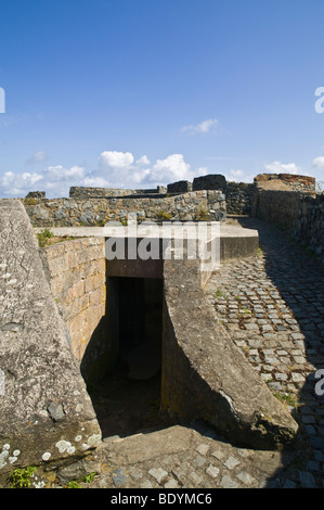 dh vale Castello ST SAMPSON GUERNSEY Castello mura merlamenti e tedesco seconda guerra mondiale raid aereo canale forte isole Foto Stock