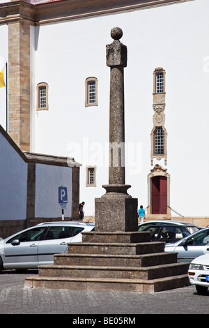 Gogna del Castelo de Vide. Il luogo in cui il pubblico la giustizia è stato eseguito. Distretto di Portalegre, Alto Alentejo, Portogallo. Foto Stock