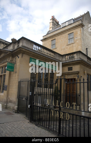 L'ingresso alla bonifica Walcot cantiere e shop, Walcot Street, Bath Spa Somerset REGNO UNITO Foto Stock