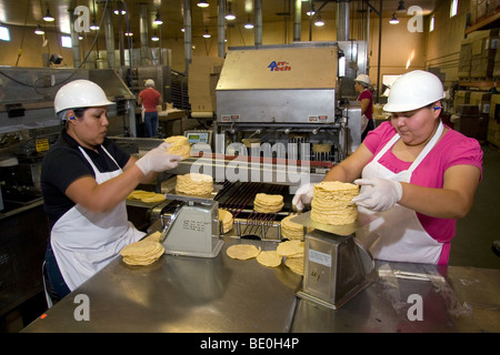 Tortilla di mais fabbrica di trasformazione situato a Caldwell, Idaho, Stati Uniti d'America. Foto Stock