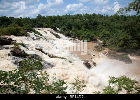 Le impressionanti cascate Gurara, sul fiume Gurara in Nigeria è Stato del Niger, è 200 metri di larghezza che vanta un enorme calo del 30 metri Foto Stock