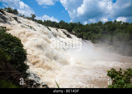 Le impressionanti cascate Gurara, sul fiume Gurara in Nigeria è Stato del Niger, è 200 metri di larghezza che vanta un enorme calo del 30 metri Foto Stock