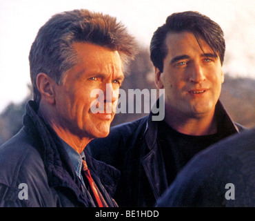 Cavaliere si muove 1992 Columbia TriStar film con Tom Skerritt a sinistra e Daniel Baldwin Foto Stock