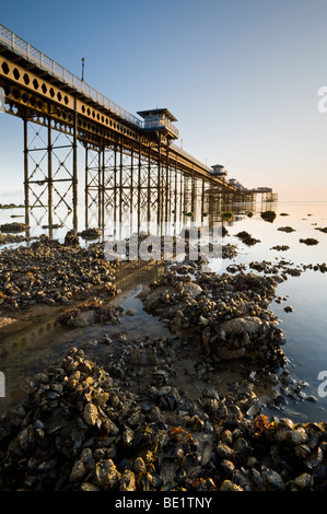 Llandudno Pier a Sunrise, Llandudno, Gwynedd, Galles del Nord, Regno Unito Foto Stock