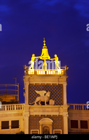 Bell e torre di Piazza San Marco, Venezia Italia Foto Stock