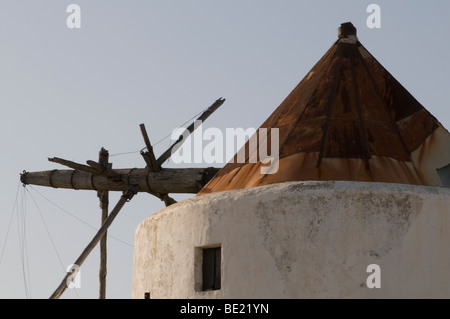 Spagna,antichi mulini a vento in Vejer de la Frontera, vicino a Trafalgar,Costa de la Luz Foto Stock