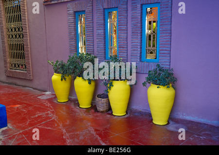 Una vista del vecchio studio di Jacques Majorelle, ora il Museo e boutique a Jardin Majorelle di Marrakech Foto Stock