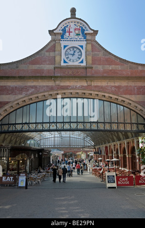 Windsor Royal Shopping Arcade, Berkshire, Inghilterra Foto Stock