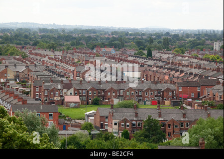 Alloggiamento a schiera in Crewe nel Cheshire, Regno Unito Foto Stock