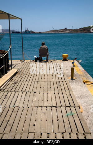 Porto & barche da pesca Lavrio Attica Grecia Foto Stock